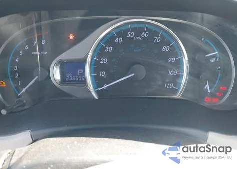 2012 Toyota Sienna Xle V6 8 Passenger from USA, damaged, VIN 5TDYK3DC5CS218522